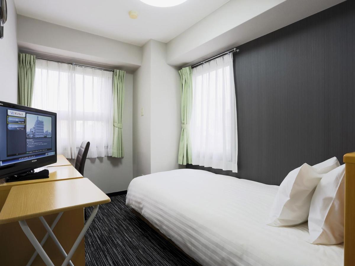 Business Hotel Sunpalace Токио Экстерьер фото
